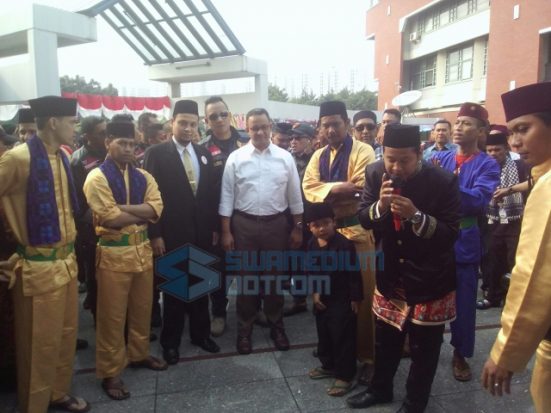 Datangi Apel Akbar Bang Japar, Anies Disambut Marawis dan Palang Pintu