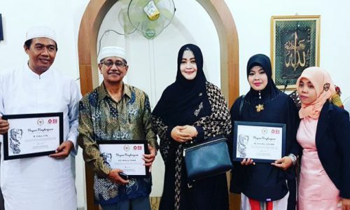 Ketum Bang Japar Berikan Penghargaan Tertinggi untuk Masyarakat Jakarta Utara