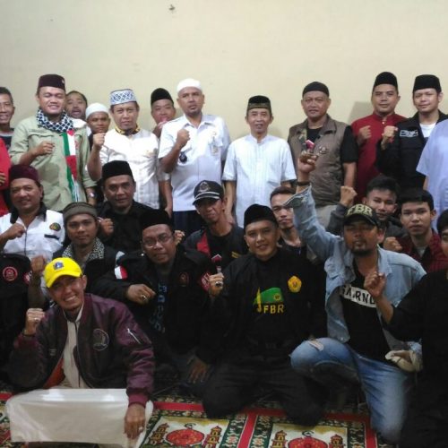 Bang Japar Komwil Jaksel Inisiasi pertemuan lintas Ormas untuk Jaga Ulama dan Jaga kampung di Kecamatan Mampang Prapatan Jakarta Selatan