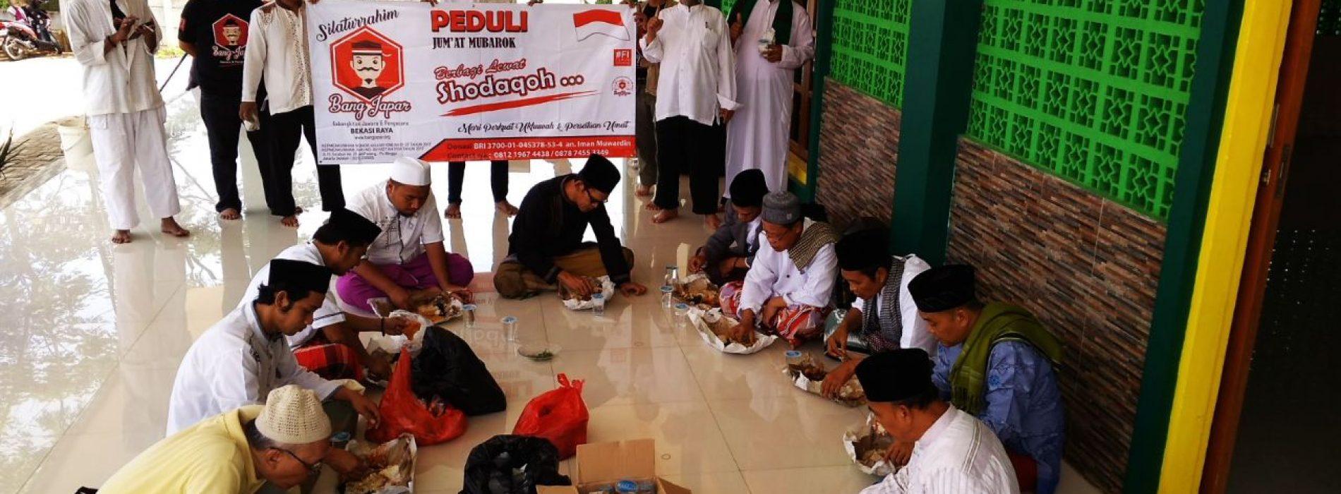 Bang Japar Bekasi Raya cetuskan Ide bagikan makanan selepas Jumat di Masjid