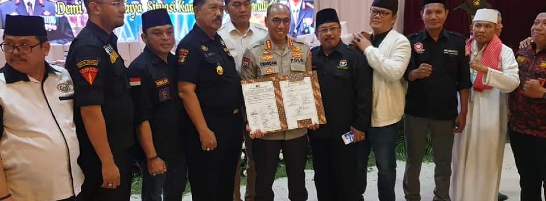 Bang Japar Ikut Deklarasi Damai bersama Ormas Se-DKI Jakarta Dalam menjaga Kamtibmas yang kondusif di Polda Metro Jaya