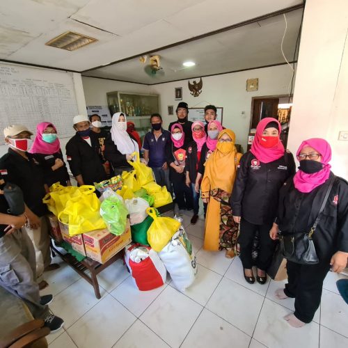 Fahira Idris : BANG JAPAR Berikan Bantuan Kebakaran di Manggarai Tebet Jakarta Selatan