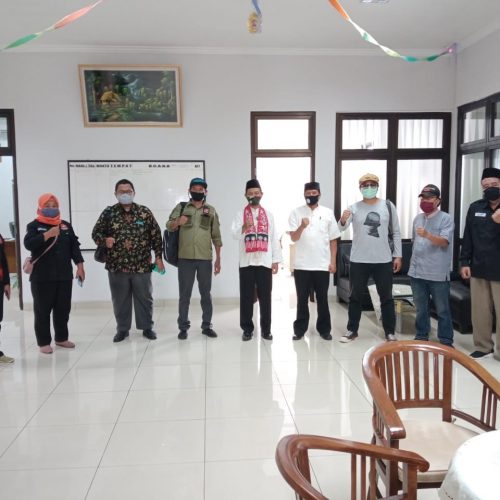 Fahira Idris Ikut Berikan Donasi Bantuan Untuk Program Pembangunan 1000 Septictank di Kecamatan Ciracas Jakarta Timur Bagi Warga Tidak Mampuh