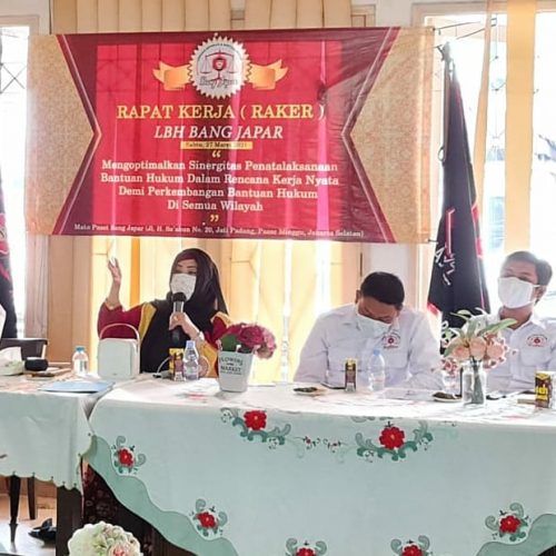 Fahira Idris hadir dan Buka Rapat Kerja Nasional serta Pengukuhan Pengurus LBH Bang Japar di Mako Pusat Bang Japar.