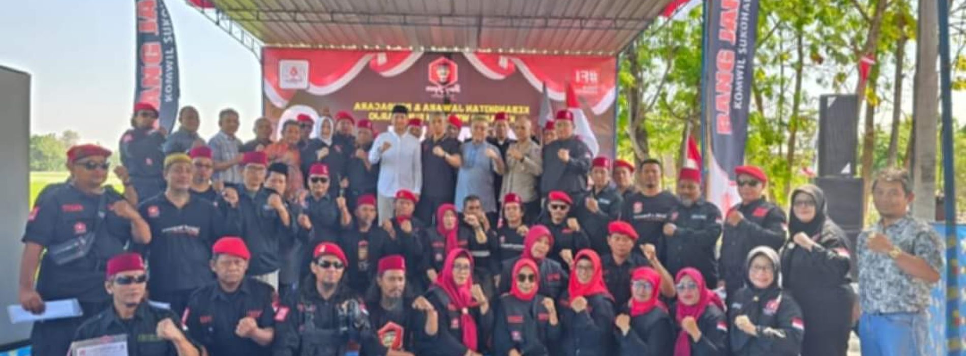 Fahira Idris Kukuhkan dan Lantik Bang Japar Kabupaten Sukoharjo Jateng, kami dukung Penuh Kegiatan Sosial Kemasyarakatan.