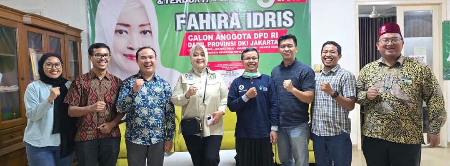 Fahira Idris bertemu FKHN, Berikan Penghargaan DPD RI dan Siap Berjuang Bersama-sama FKHN.