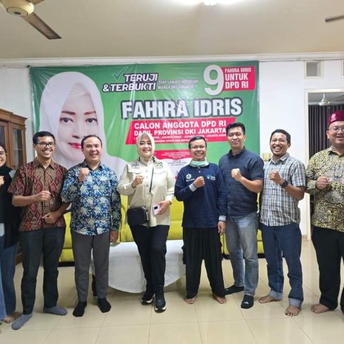 Fahira Idris bertemu FKHN, Berikan Penghargaan DPD RI dan Siap Berjuang Bersama-sama FKHN.